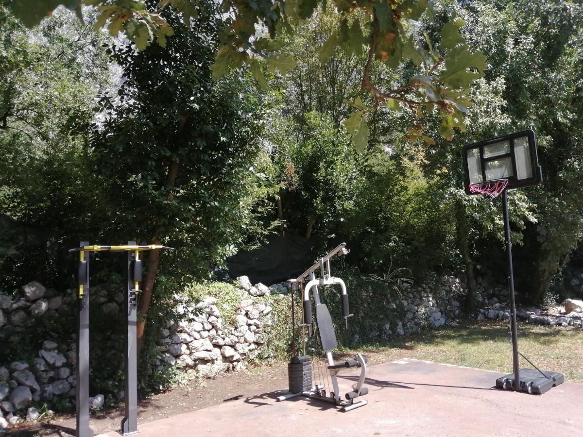 Apartments Villa Eden Kotor Ngoại thất bức ảnh