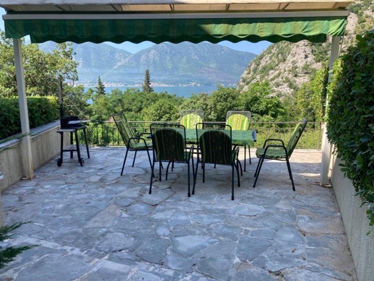 Apartments Villa Eden Kotor Ngoại thất bức ảnh