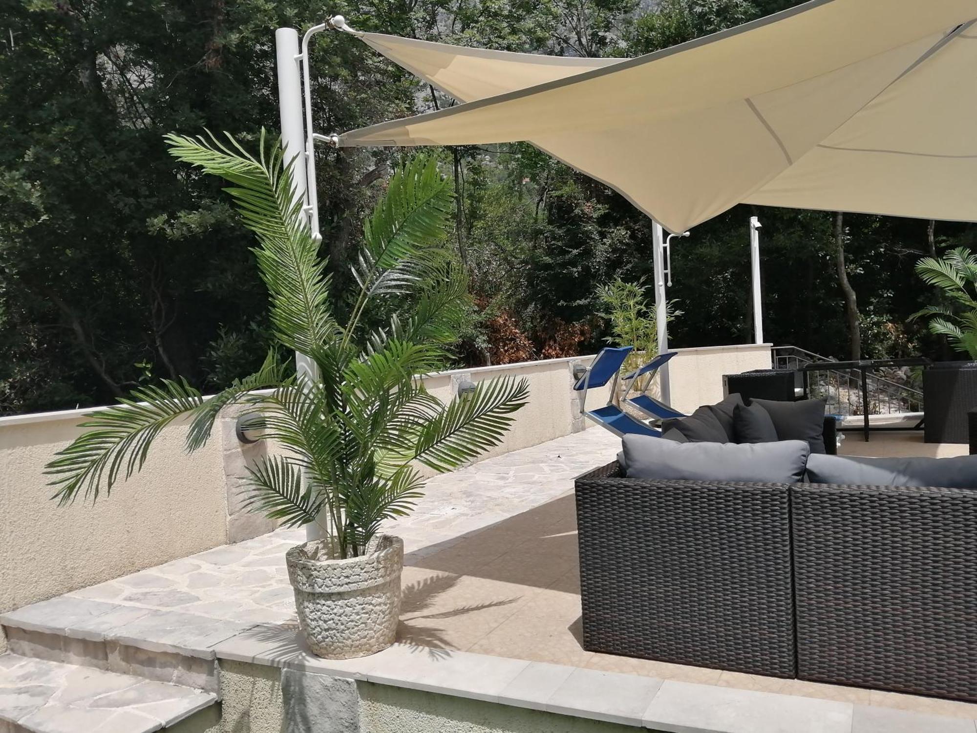 Apartments Villa Eden Kotor Ngoại thất bức ảnh